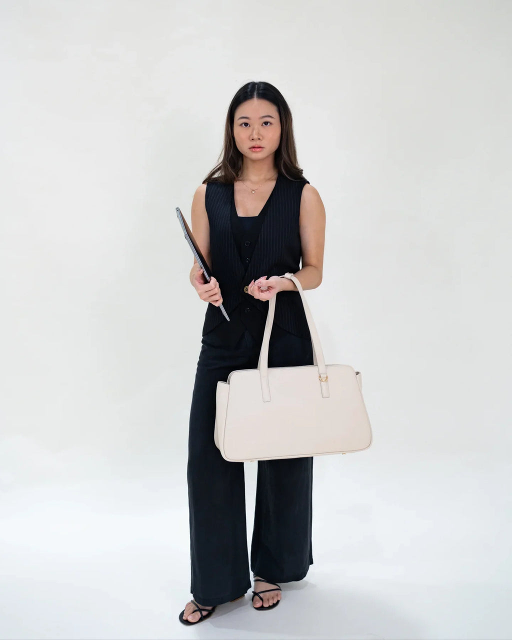 The Kai Tote - Black