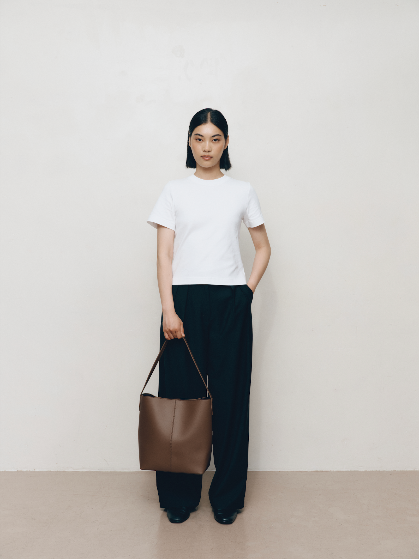 Kaia Tasche Cedar